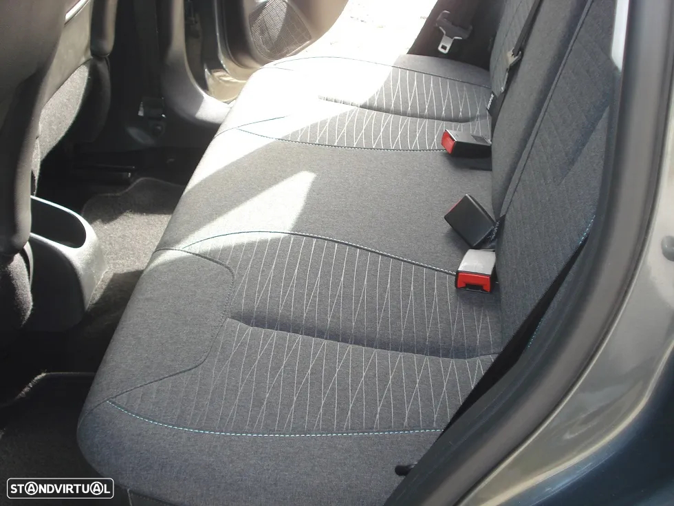 Citroën C3 1.6 BlueHDi Collection - 16