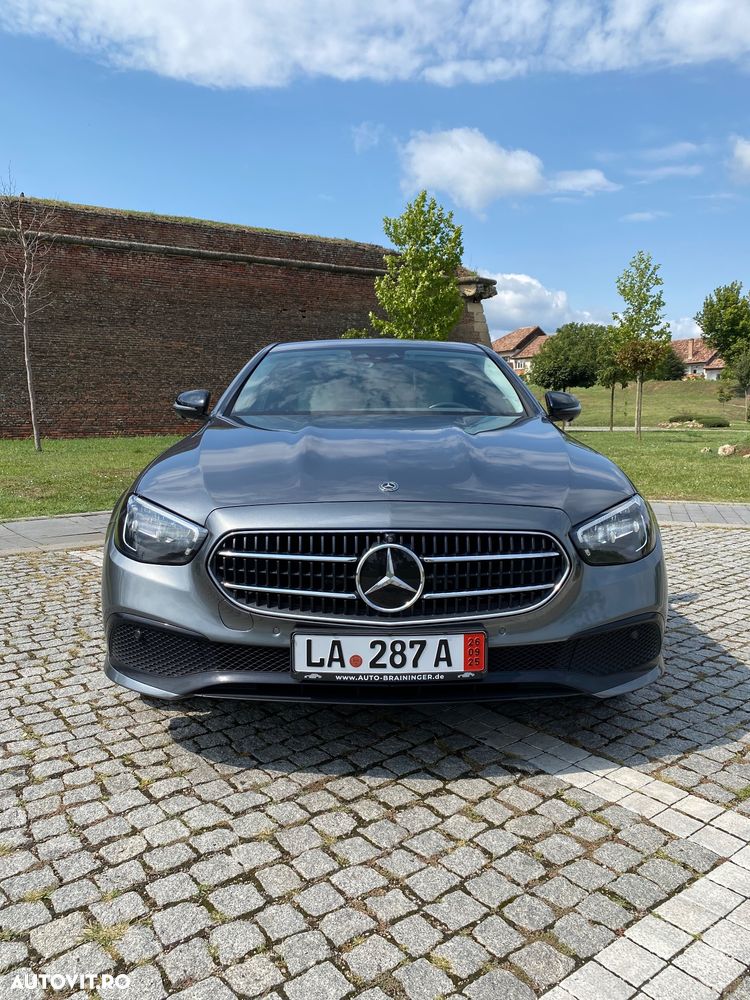 Mercedes-Benz E 220 d T 9G-TRONIC Avantgarde - 18