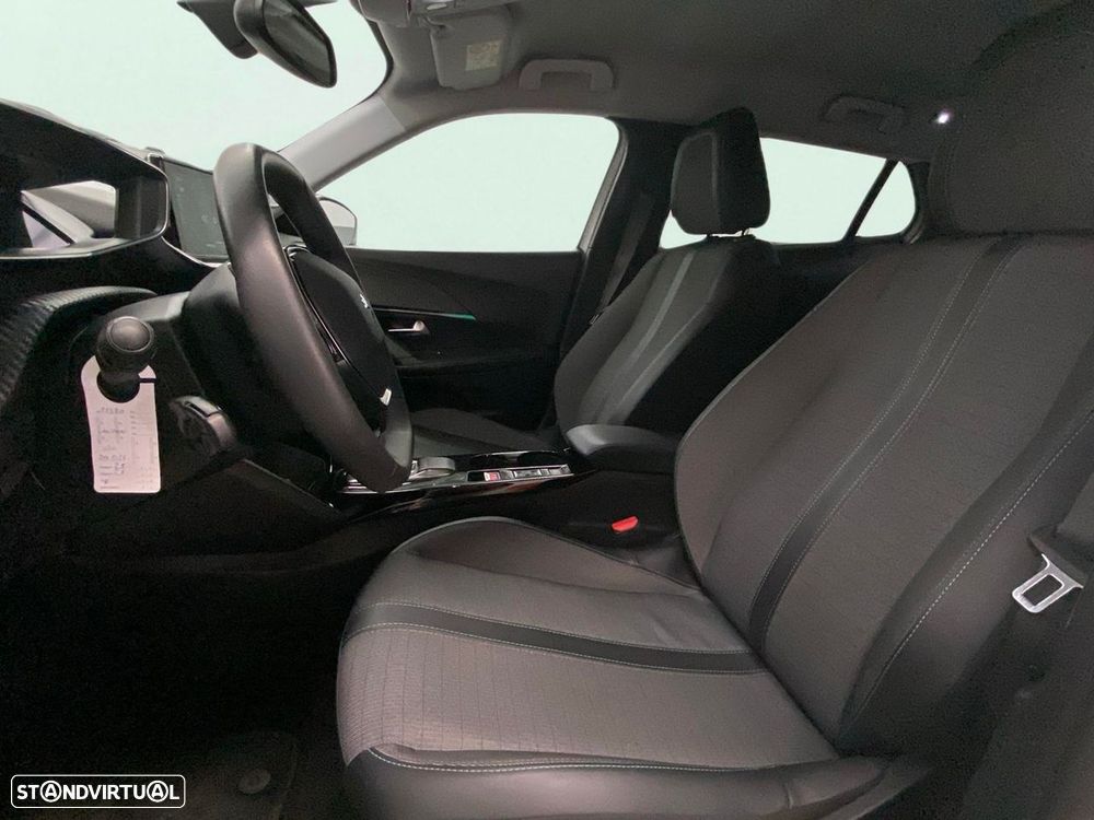 Peugeot e-2008 50 kWh Allure Pack - 17