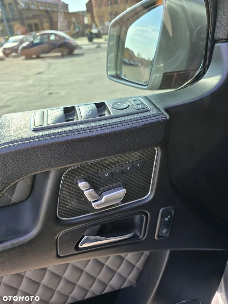 Mercedes-Benz Klasa G 63 AMG L - 23
