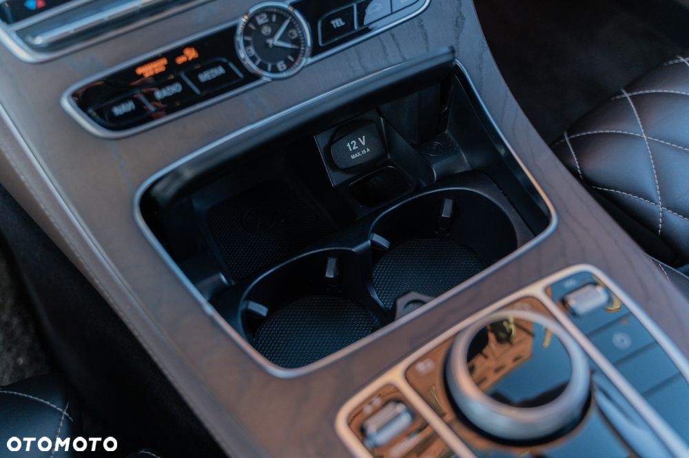 Mercedes-Benz Klasa E 220 d 4-Matic Business Edition 9G-TRONIC - 38