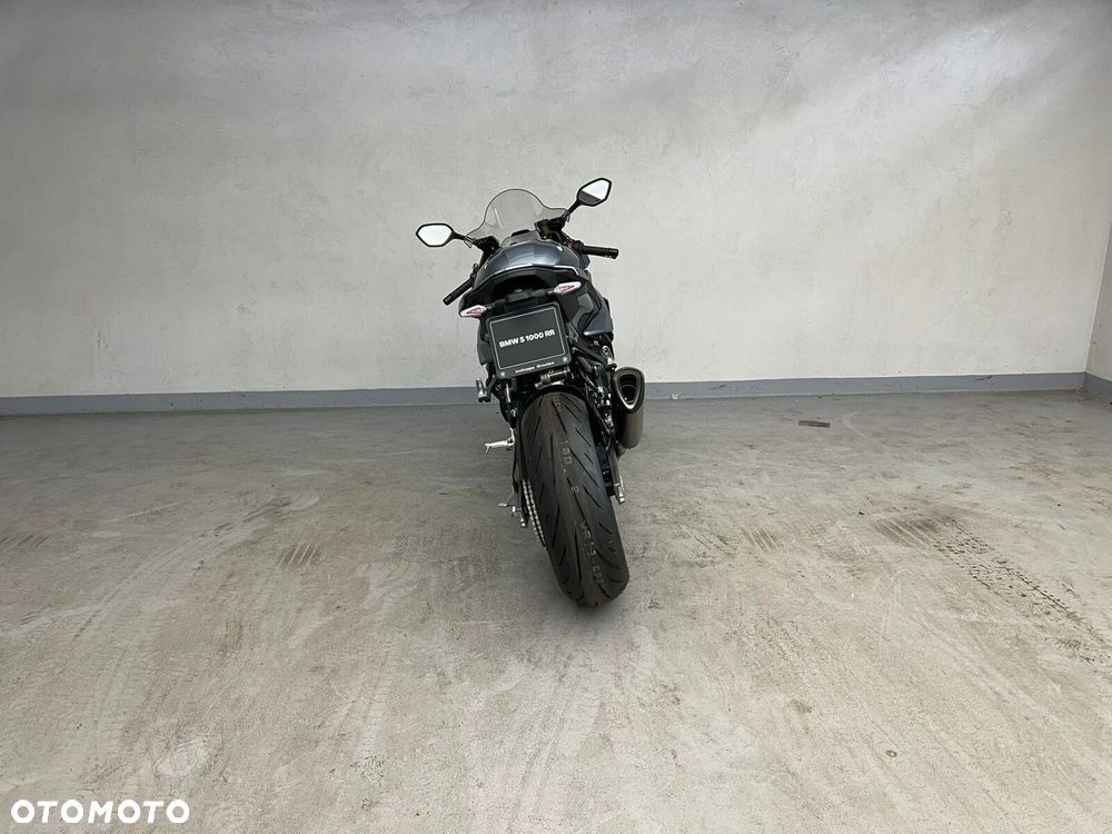 BMW S - 3