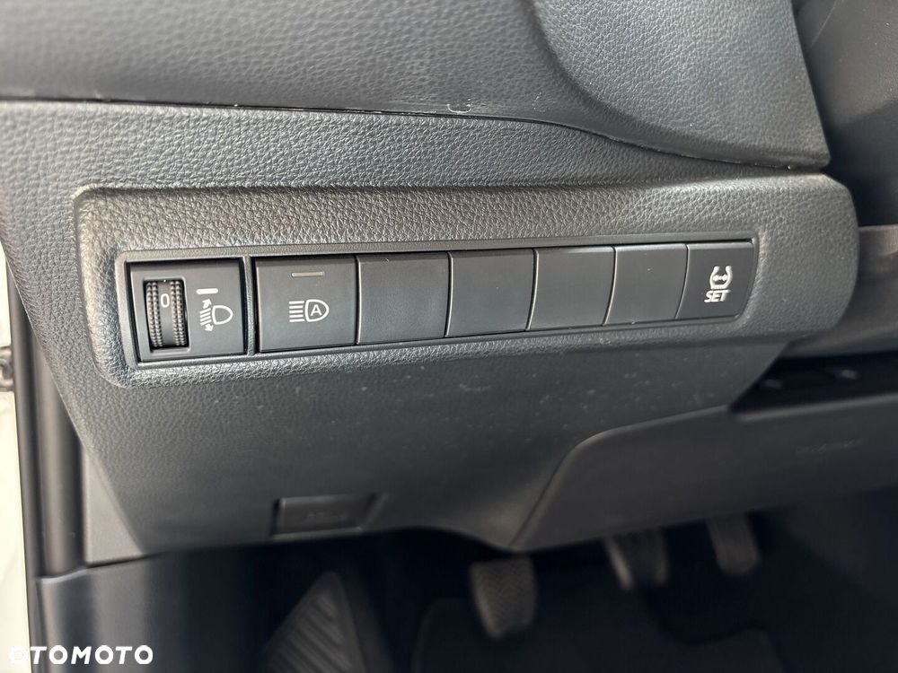 Toyota Corolla - 22
