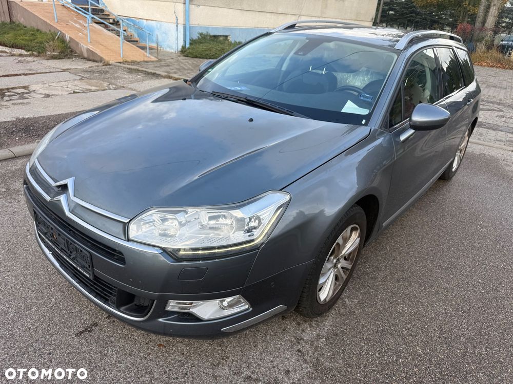 Citroen C5 2012 photo 2
