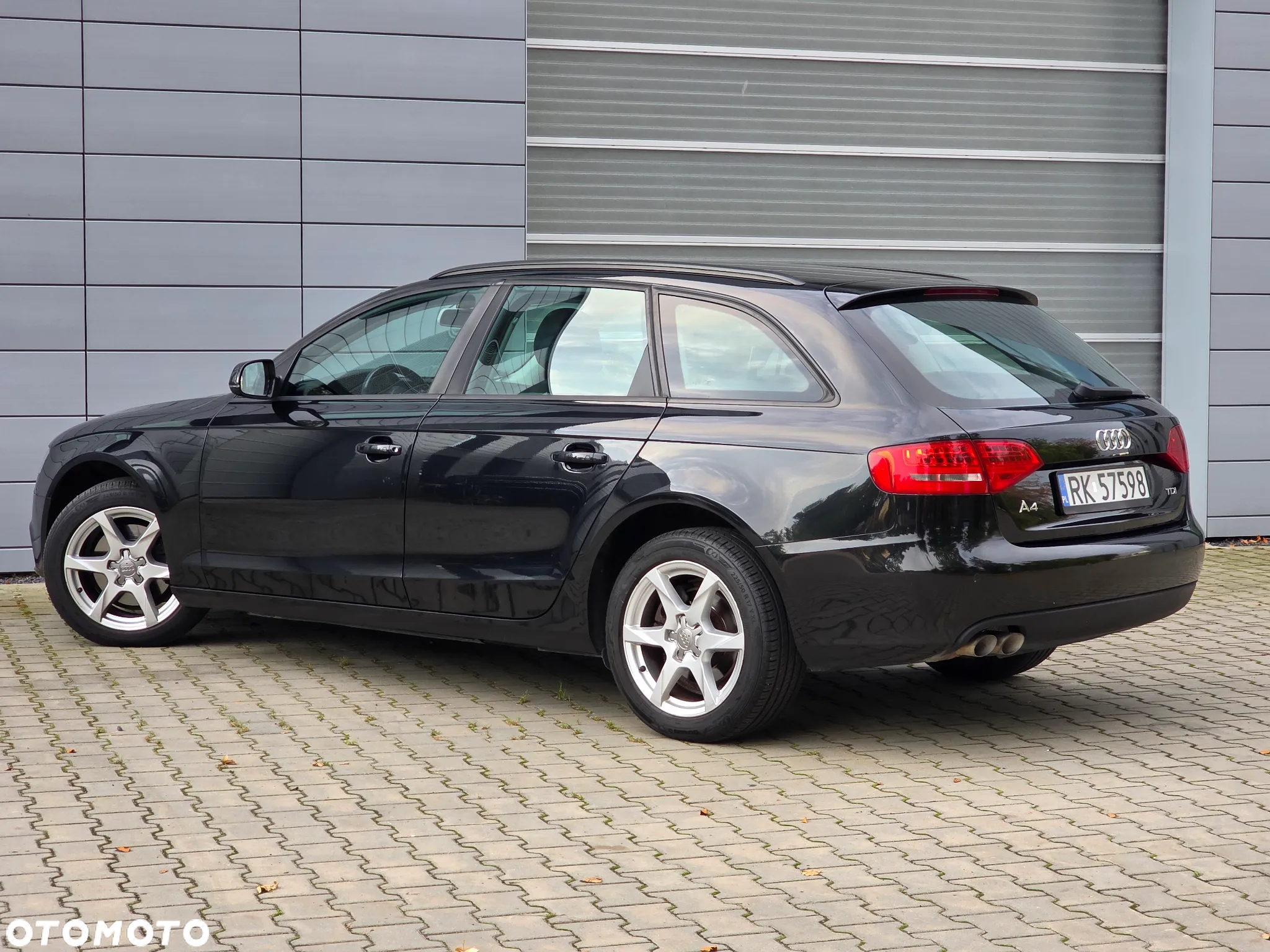Audi A4 Avant 2.0 TDI DPF Ambition - 16