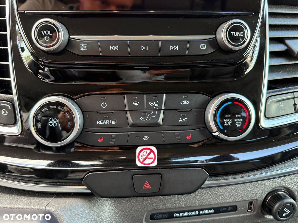 Ford Tourneo Custom 2.0 TDCi L2 Titanium SelectShift - 27