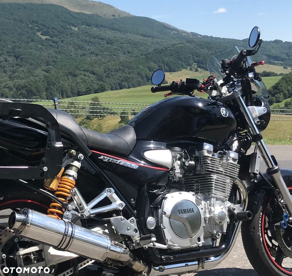 Yamaha XJR - 27