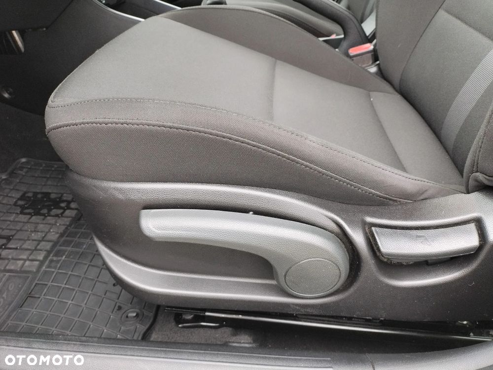 Hyundai i20 1.2 Modern - 20