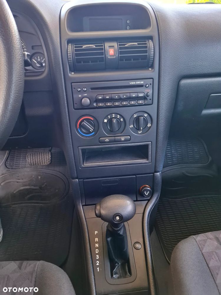 Opel Astra - 19