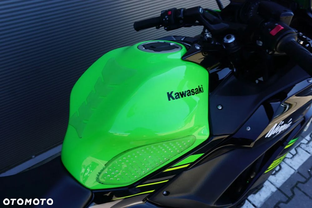Kawasaki Ninja - 5