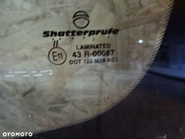 SZYBA CZOŁOWA PRZEDNIA SUBARU LEGACY IV FL - 4