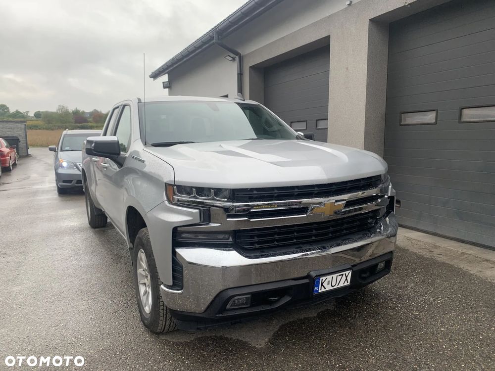 Chevrolet Silverado - 6