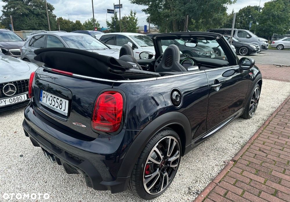 MINI John Cooper Works - 8