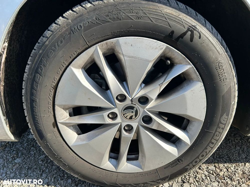 Skoda Octavia - 5