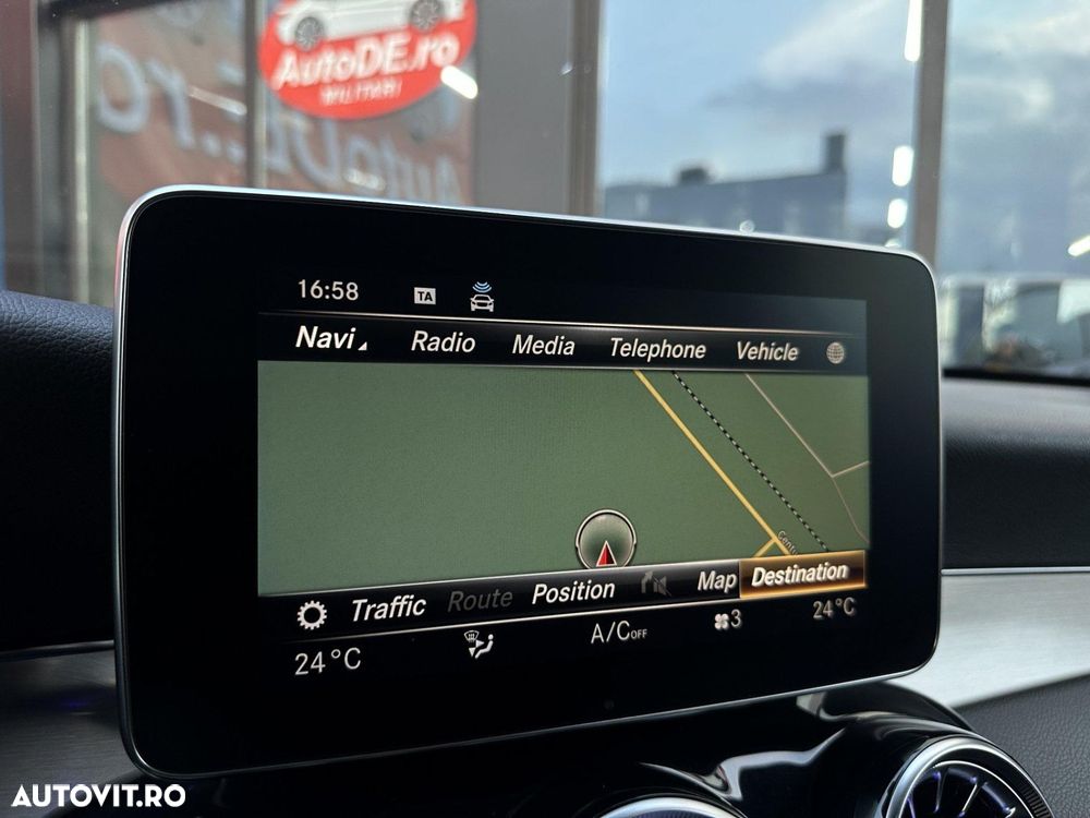 Mercedes-Benz GLC - 11