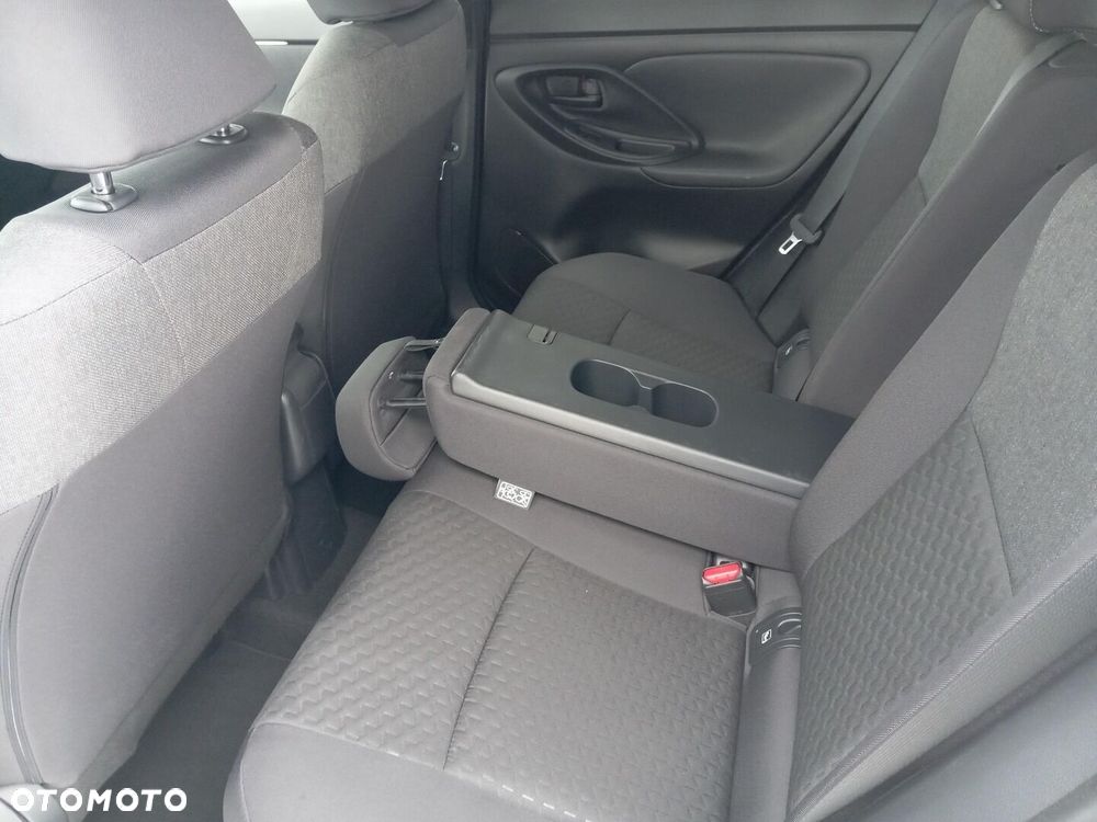 Toyota Yaris Cross Hybrid 1.5 Style - 18