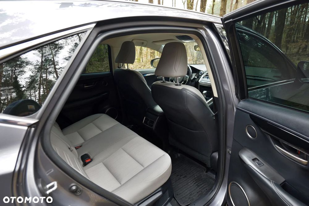 Lexus NX 300h Elegance AWD - 13