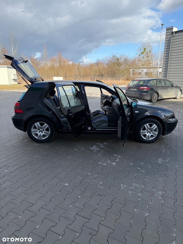 Volkswagen Golf 1.6 Highline - 14