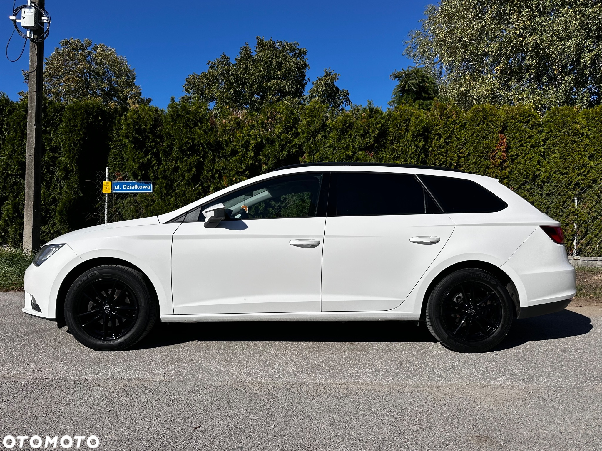 Seat Leon 1.6 TDI DPF Ecomotive Style - 6