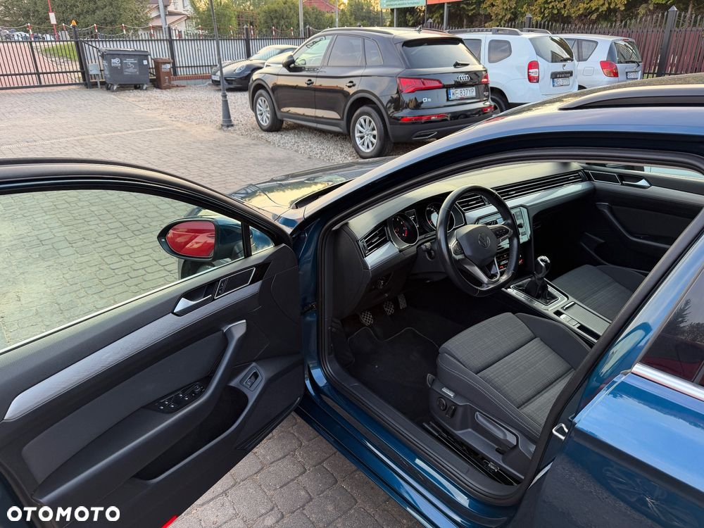 Volkswagen Passat 1.5 TSI EVO Business - 5