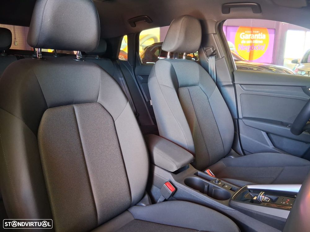 Audi A3 Sportback 30 TDI Advanced S tronic - 11