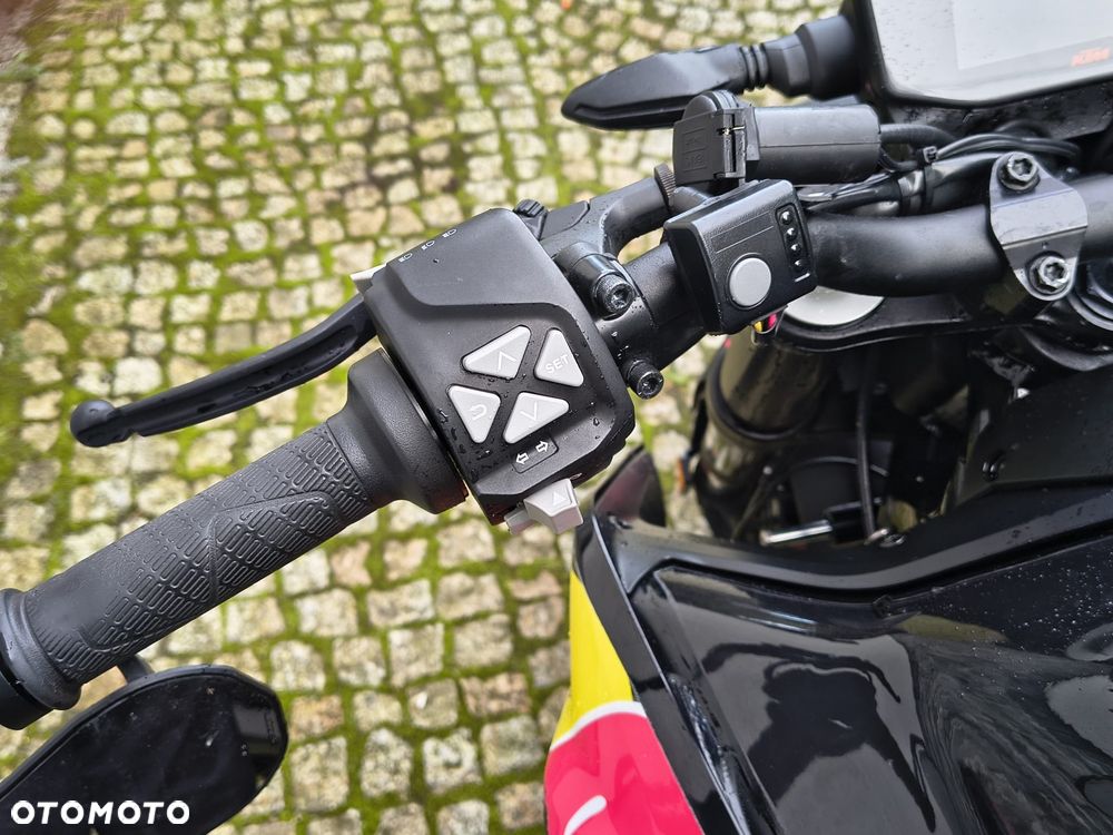 KTM Duke 790 - 24