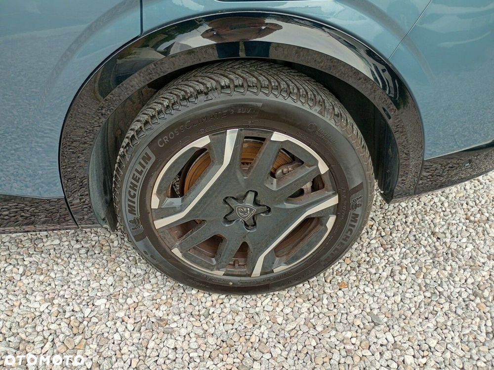 Peugeot E-5008 73kWh GT - 12