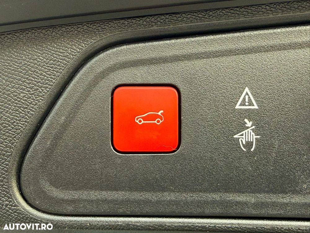 Peugeot 3008 BlueHDi 120 EAT6 Stop & Start Allure - 25