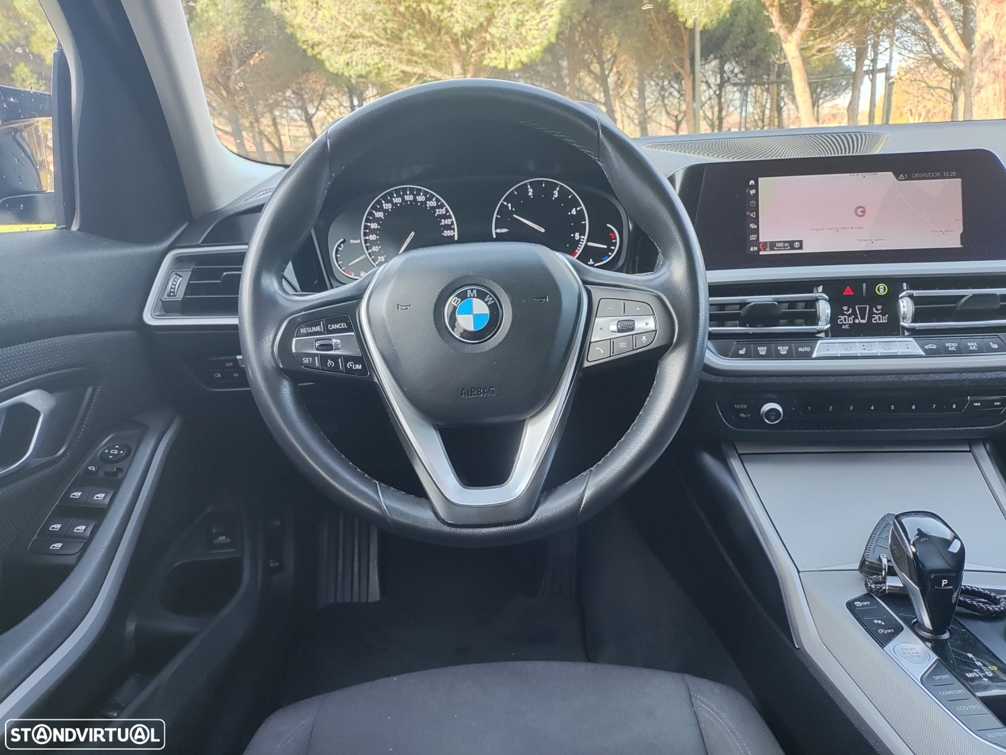 BMW 318 d Touring Advantage Auto - 11