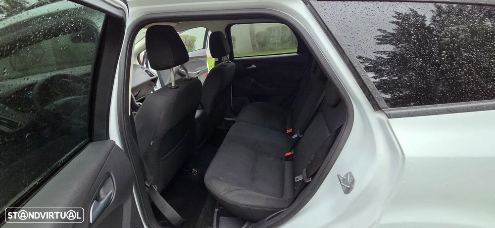 Ford Focus SW 1.5 TDCi Titanium ECOnetic - 18