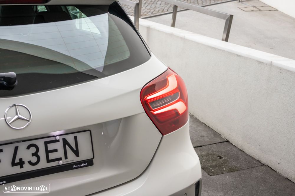 Mercedes-Benz A 180 d AMG Line Aut. - 12