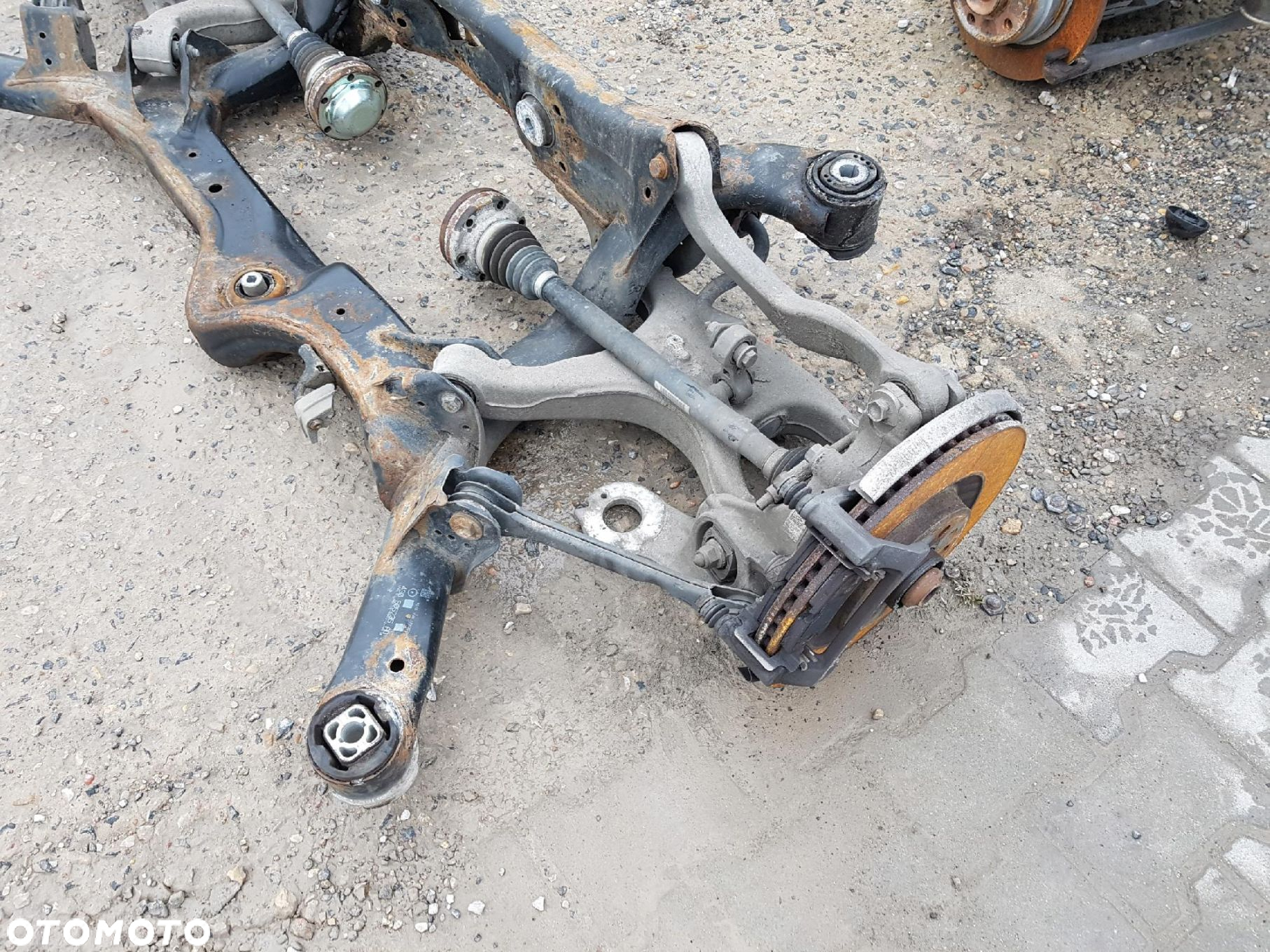 AUDI A6 C7 LIFT 15-18r ALLROAD 3.0 TDI BELKA ZAWIESZENIA TYŁ 4G0505235AD - 4