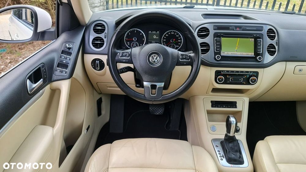 Volkswagen Tiguan 2.0 TDI DPF 4Motion BlueMotion Technology DSG Exclusive - 18