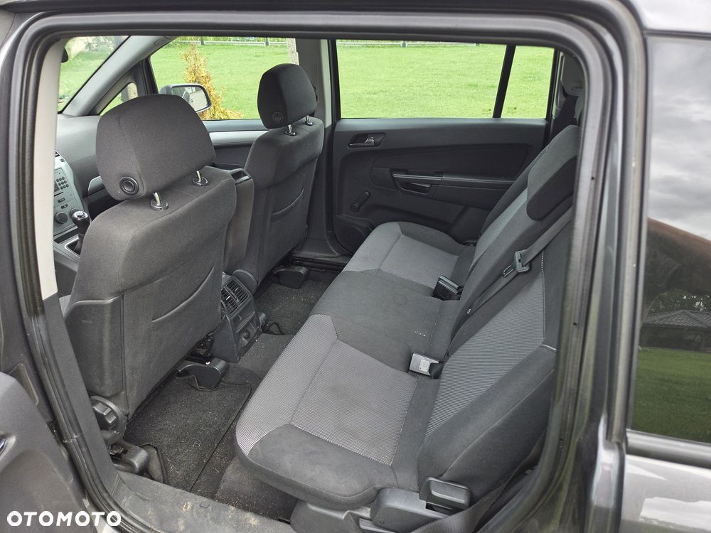 Opel Zafira - 7