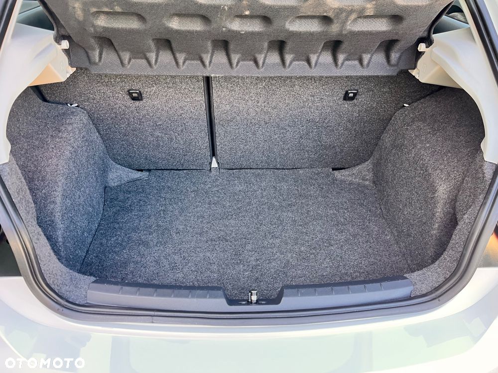 Seat Ibiza SC 1.4 16V Style - 30