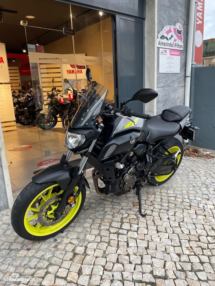 Yamaha MT-07 - 2