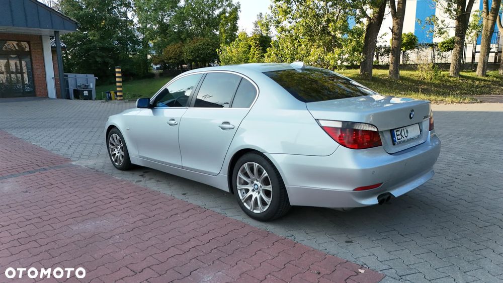 BMW 5 Series 2005 photo 5