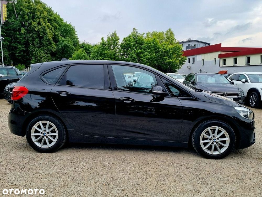 BMW Seria 2 220d Sport-Aut - 4