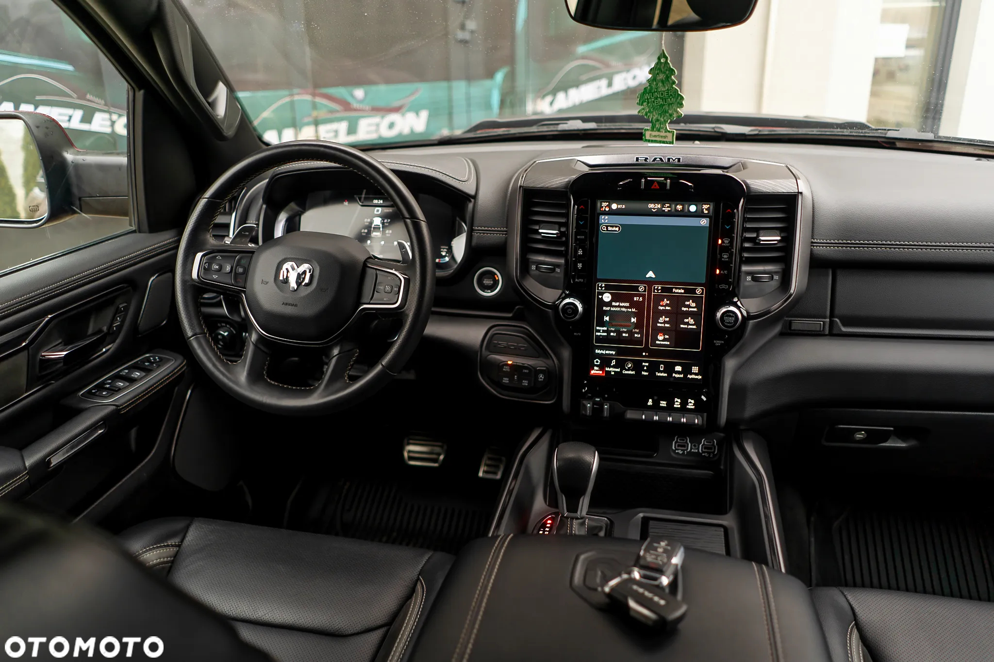 RAM 1500 - 22