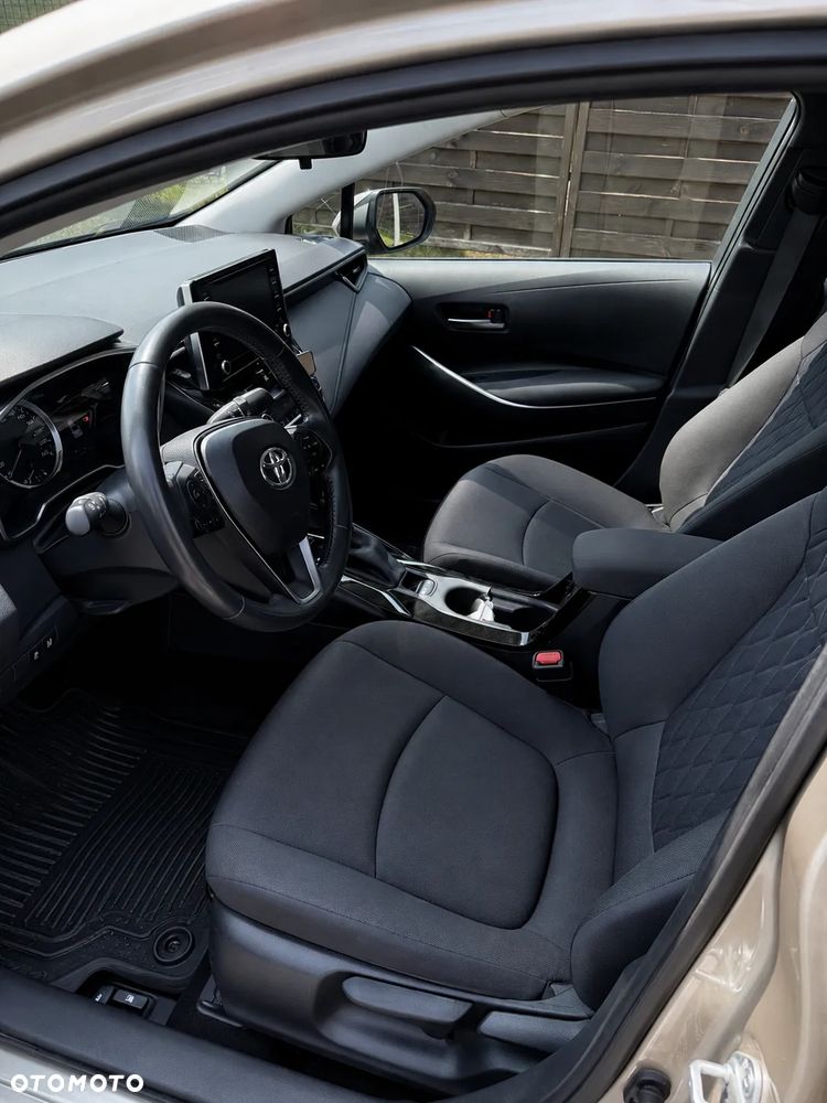 Toyota Corolla 1.8 Hybrid GPF Comfort - 11