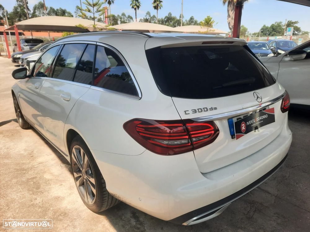 Mercedes-Benz C 300 de Edition - 12