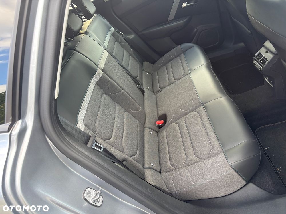 Citroën C4 BlueHDi 130 Stop&Start EAT8 FEEL PACK - 16