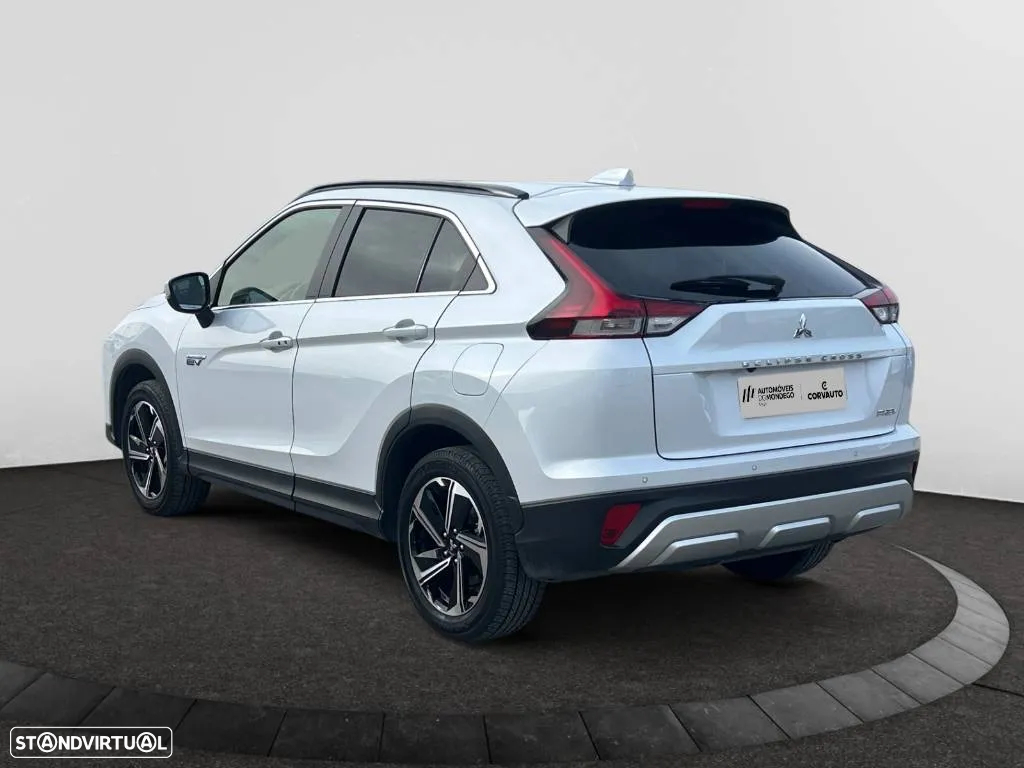 Mitsubishi Eclipse Cross 2.4 PHEV eMotion - 4