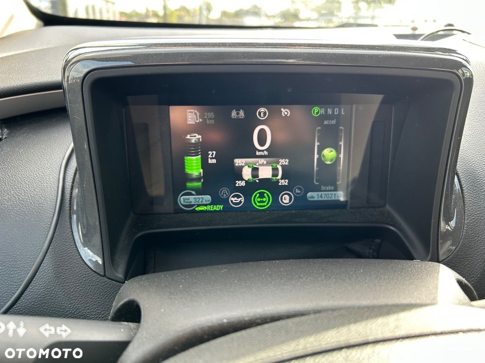 Chevrolet Volt - 33