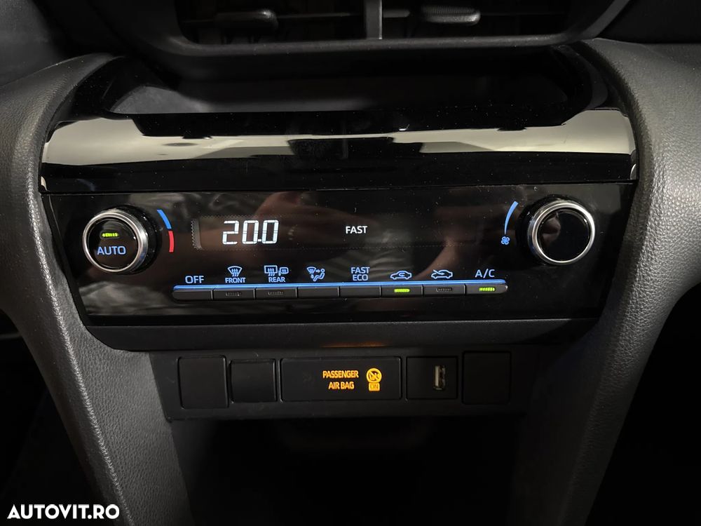 Toyota Yaris - 19