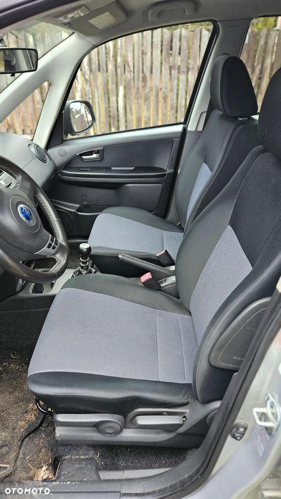 Fiat Sedici 1.9 Multijet 4x4 Dynamic - 10