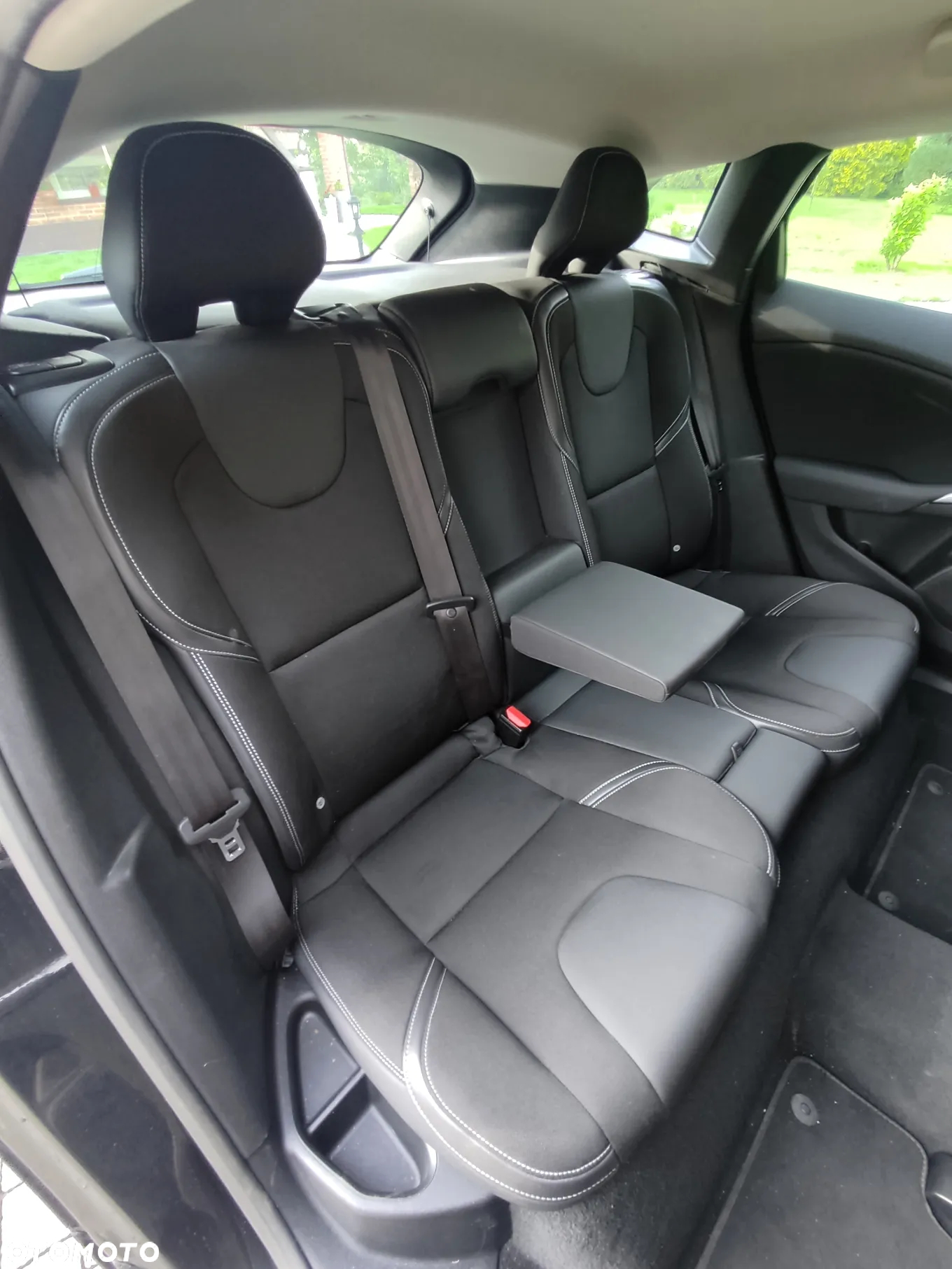 Volvo V40 D3 Momentum - 26