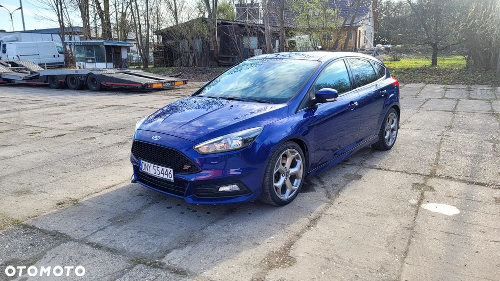 Ford Focus 2.0 TDCi ST - 11