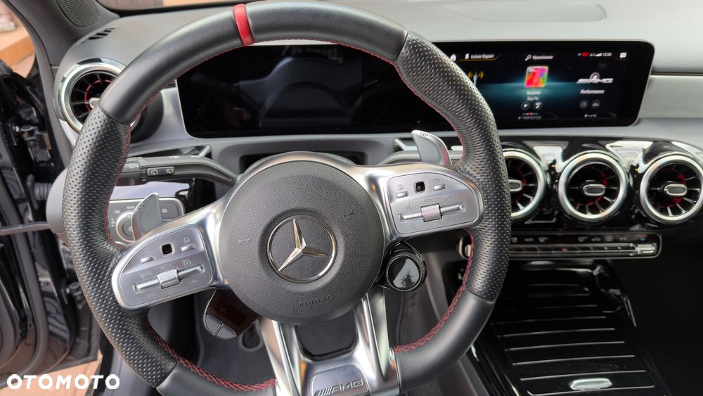 Mercedes-Benz Klasa A 35 AMG 4-Matic 7G-DCT - 8