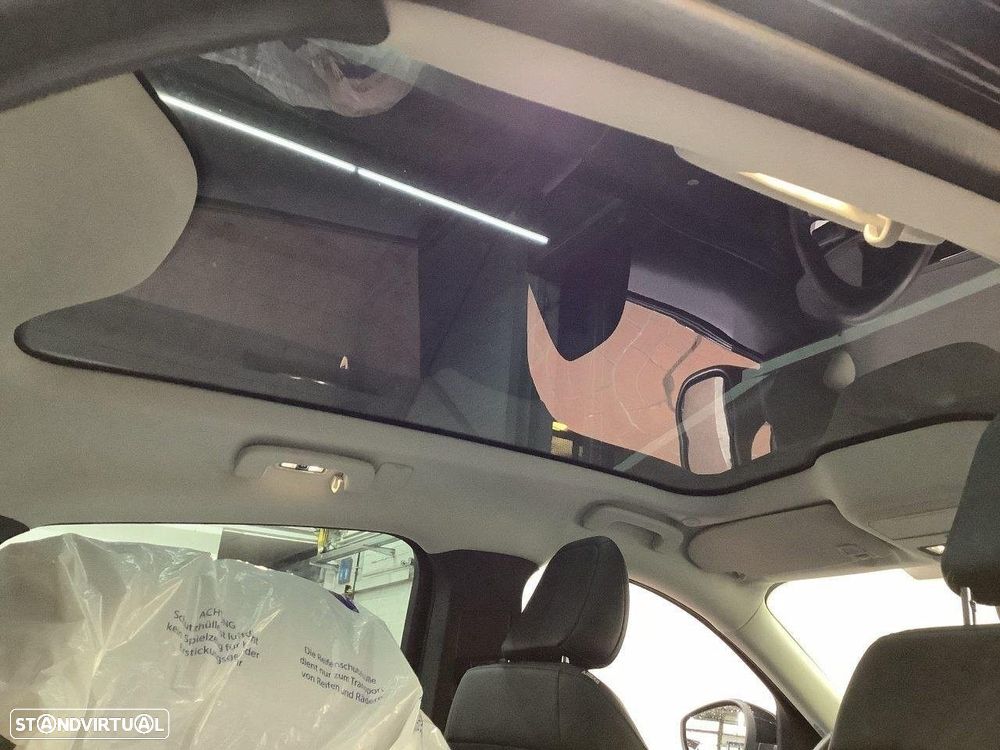 Ford Mustang Mach-E 75.7 kWh Base - 8